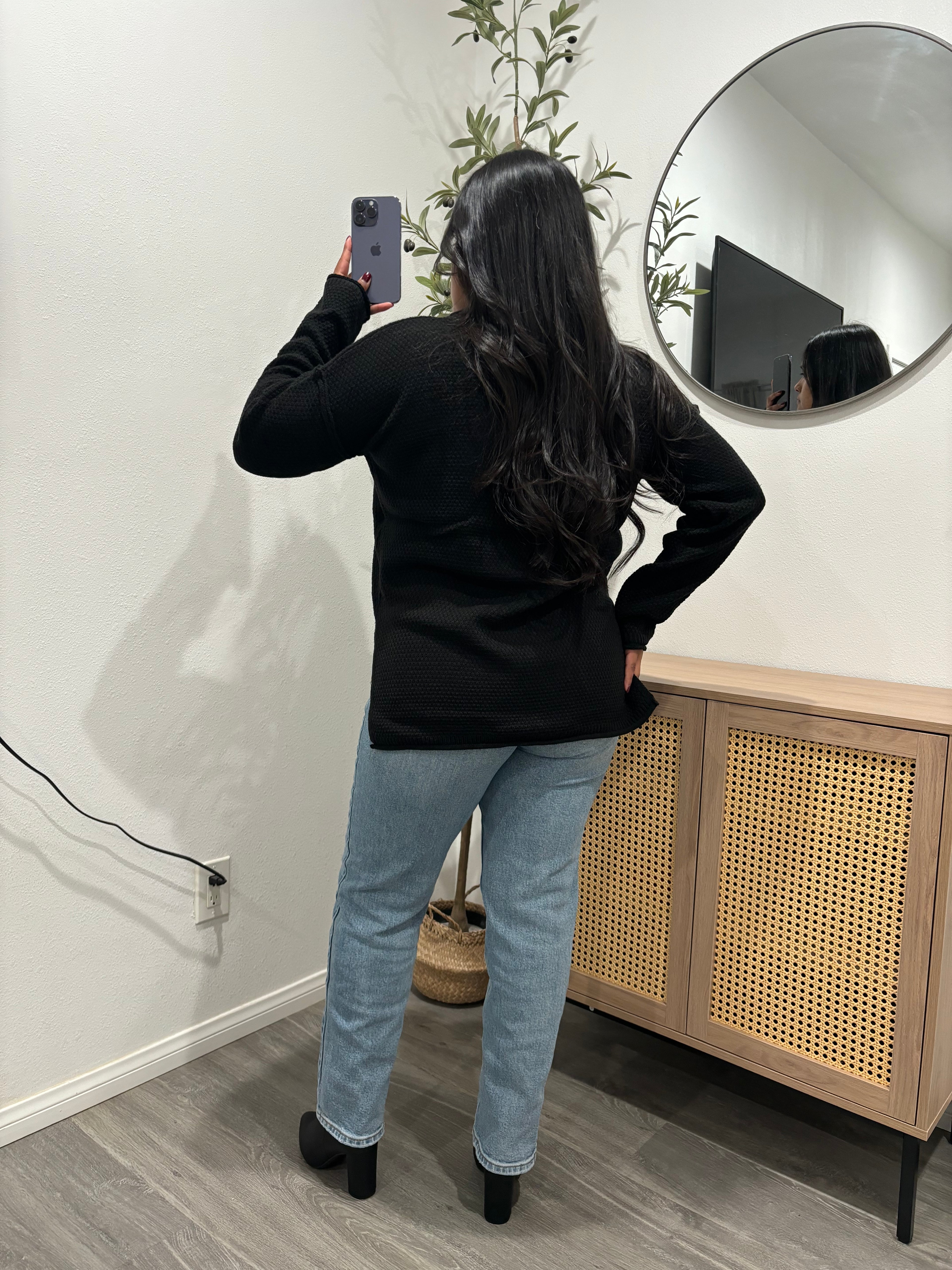 Ellie Henley Sweater Black